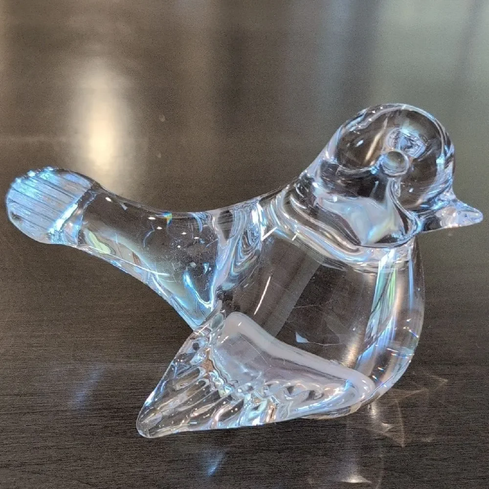 Elegant Vintage Art Glass Bird Figurine Paperweight